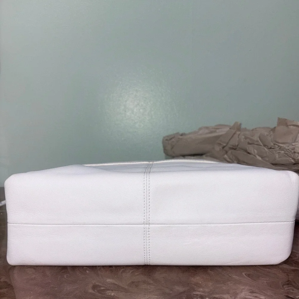 Etienne Aigner Leather Shoulder Bag‎ White Top Zip Pockets